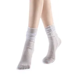 Diamond Sheer Crew Sock | White